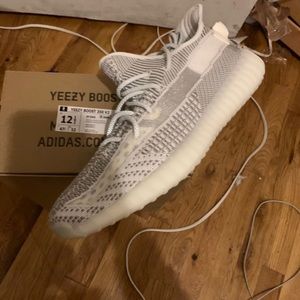 ADIDAS X YEEZY BOOST